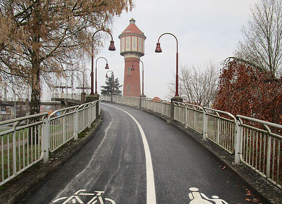 Fuß- und Radfahrbrücke Schwedenschanze