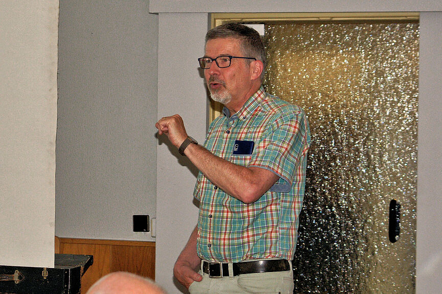 Dr. Volker Mittelbach Dr. Volker Mittelbach