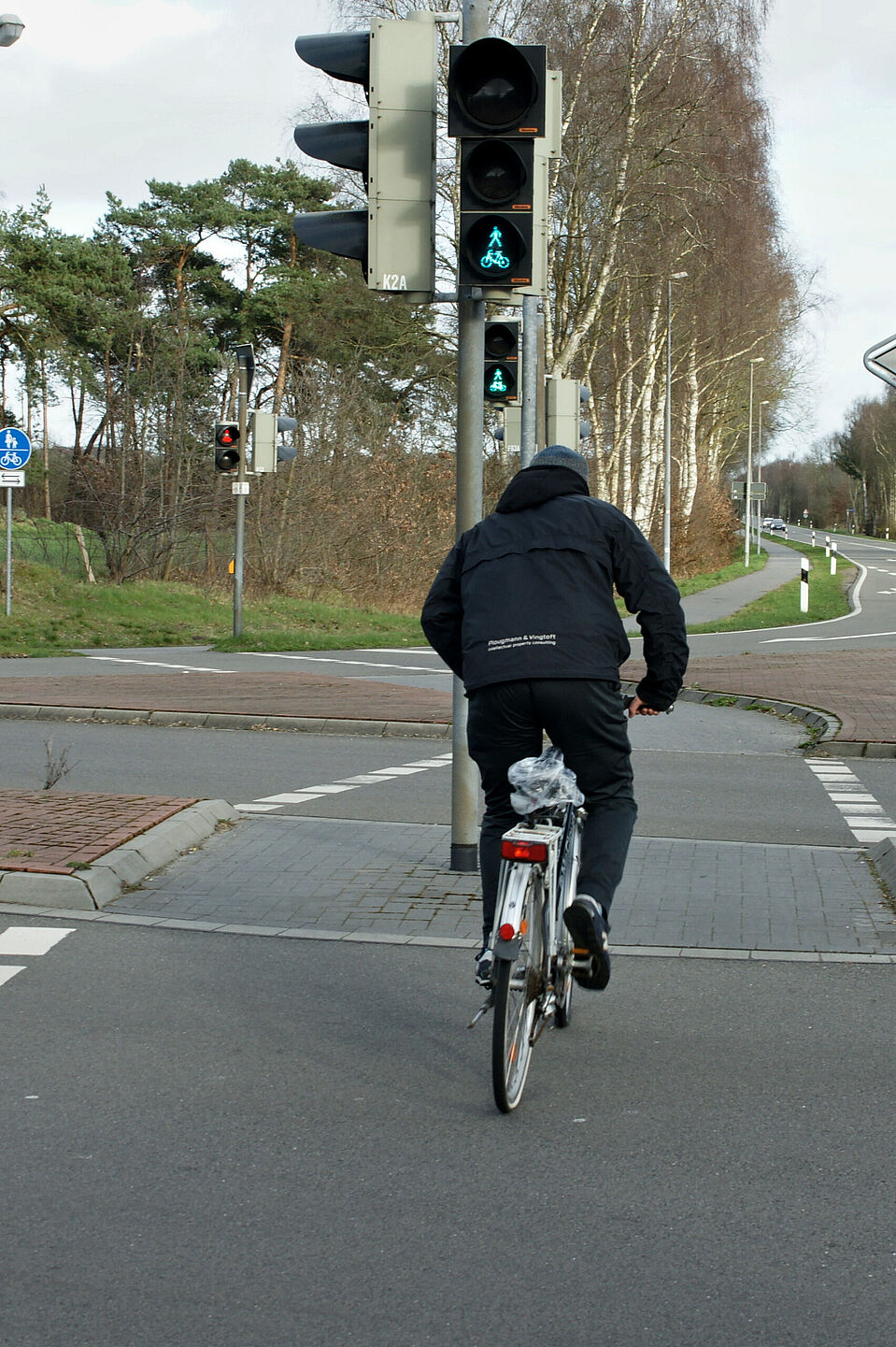 og-papenburg-2023-03-26-bedarfsampel-7843-a-wotte.jpg Ampel mit Anforderungstaster Rheiderlandstraße / Gutshofstraße