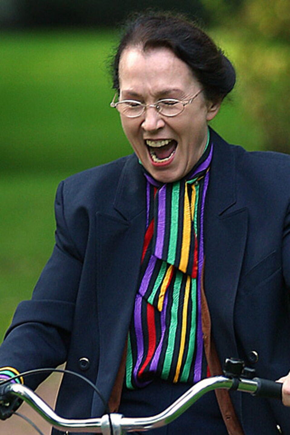 Kursteilnehmerin_weiss Lursteilnehmerin lacht