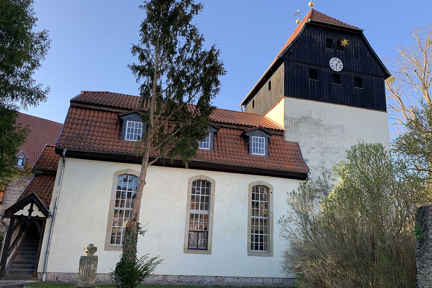 28.6.2025: Kirche in Neuenhof